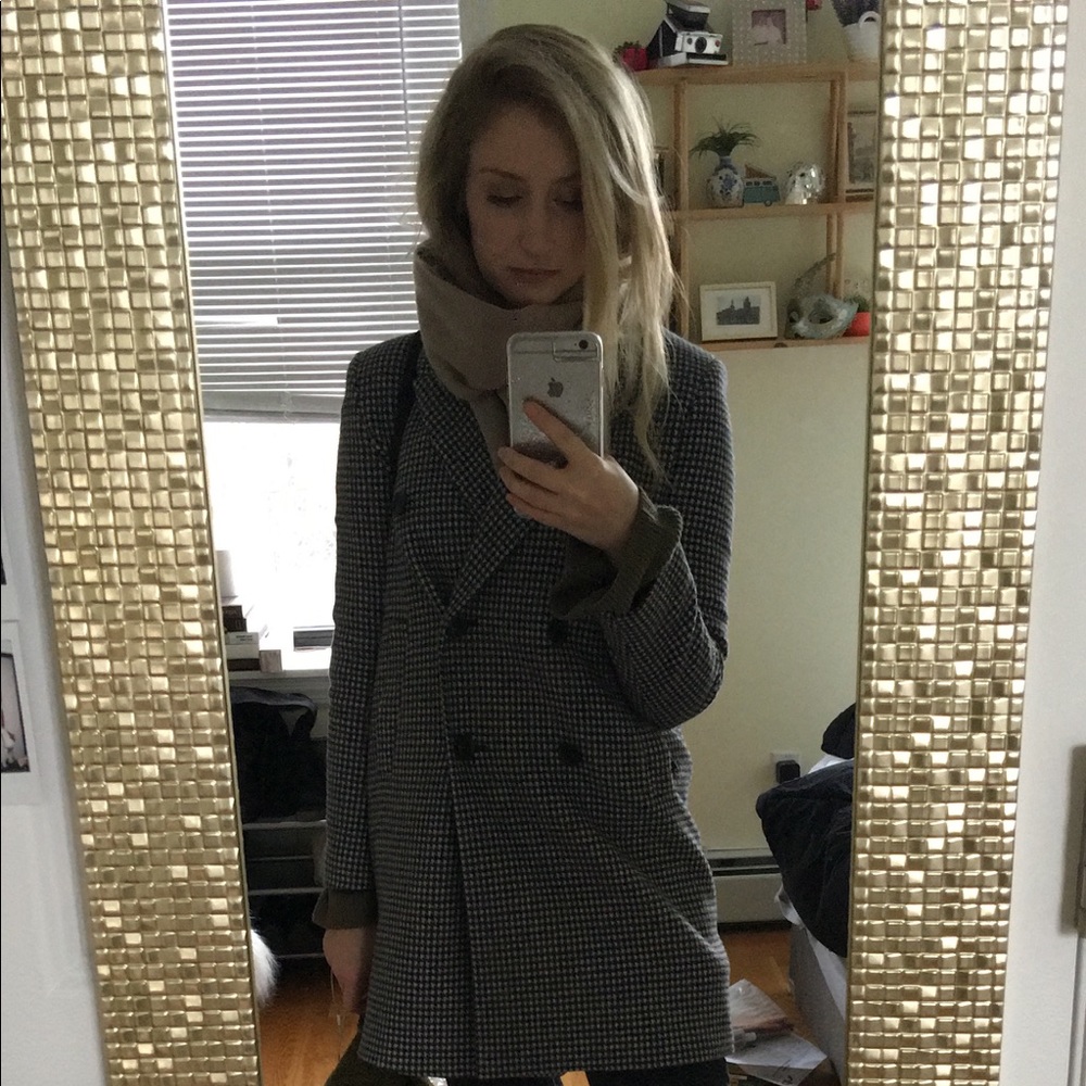 Meet your Posher, Haley